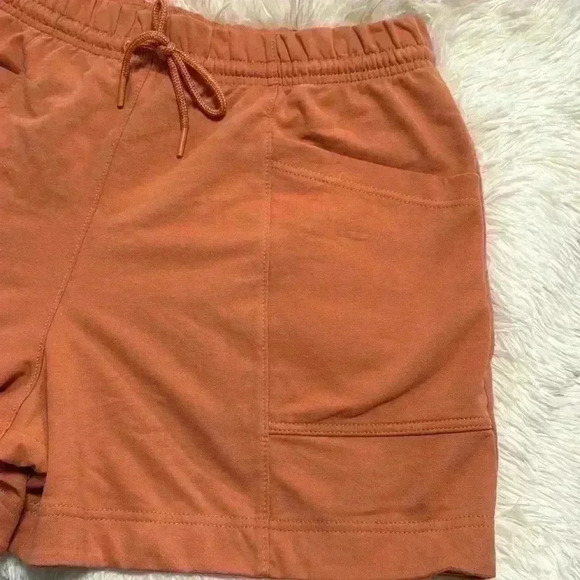 Athleta Retroterry Short - Picture 4 of 8